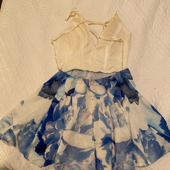 White and Blue Playsuit from Xenia Boutique - Picture 5 of 7